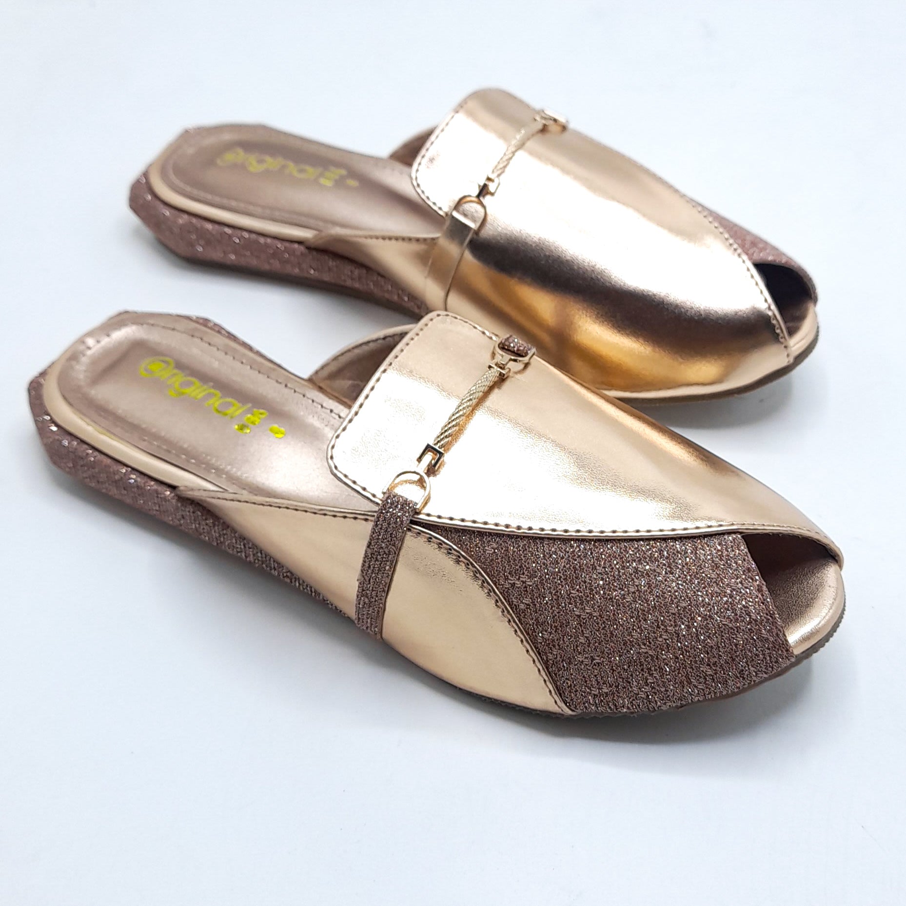 Slipper - 886 Gold